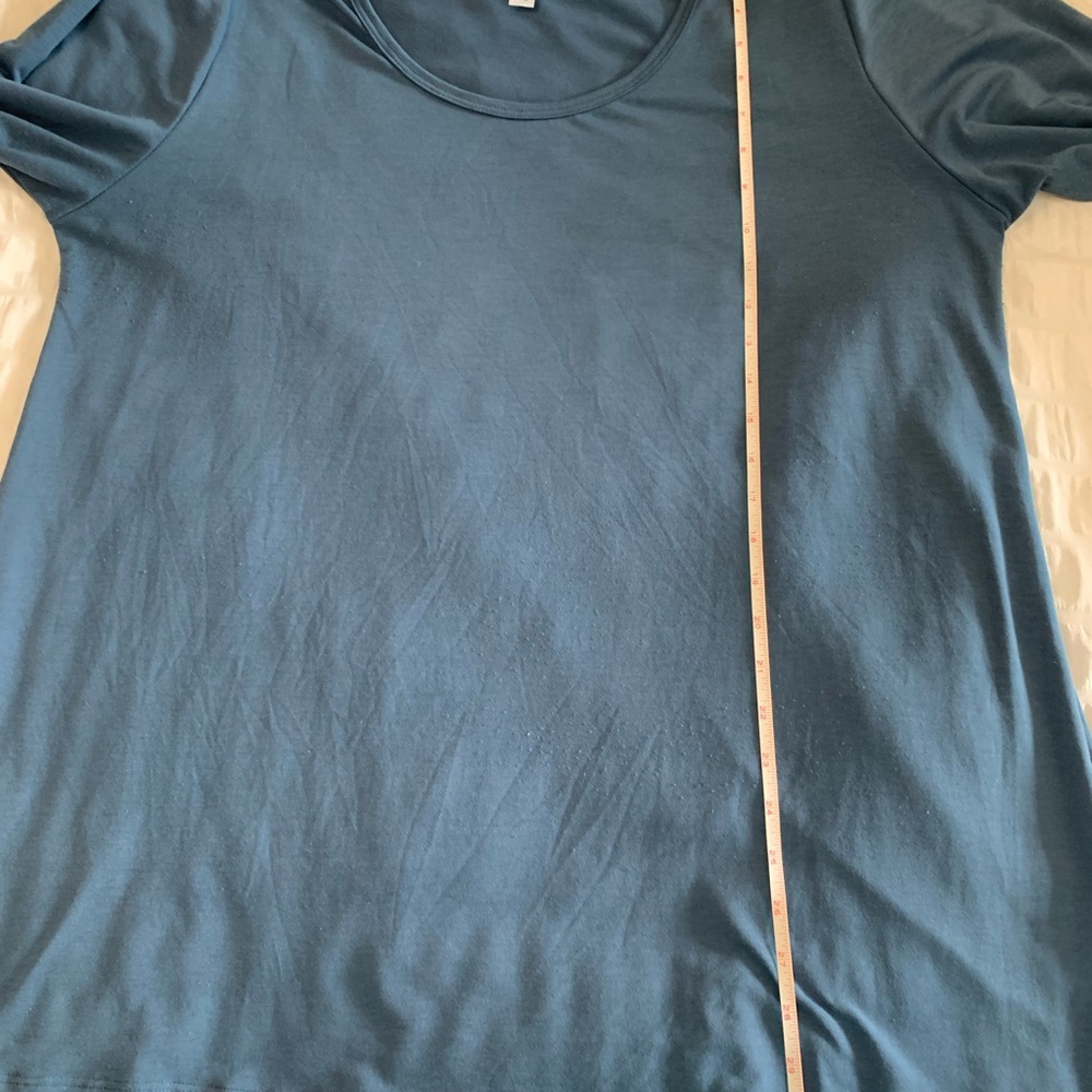 LuLa Roe Tee - Picture 10 of 14
